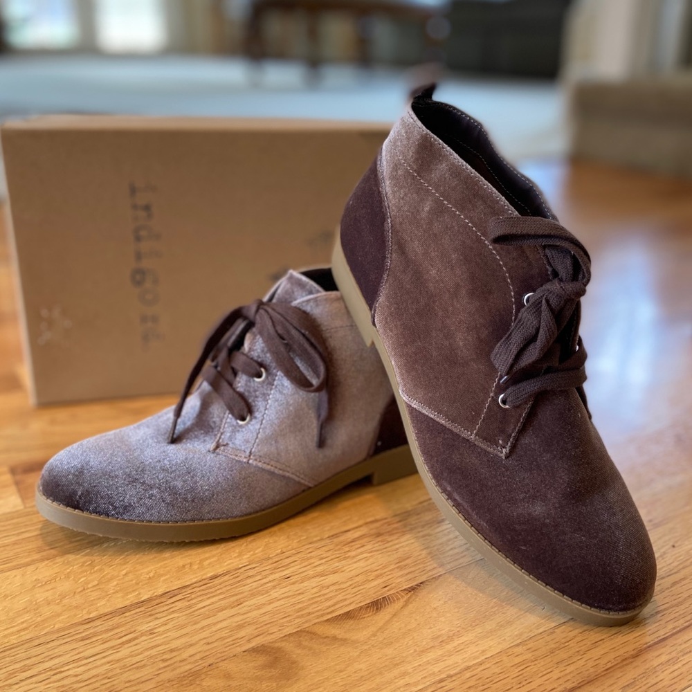 Indigo rd. Alabama Velvet Lace-Up Booties